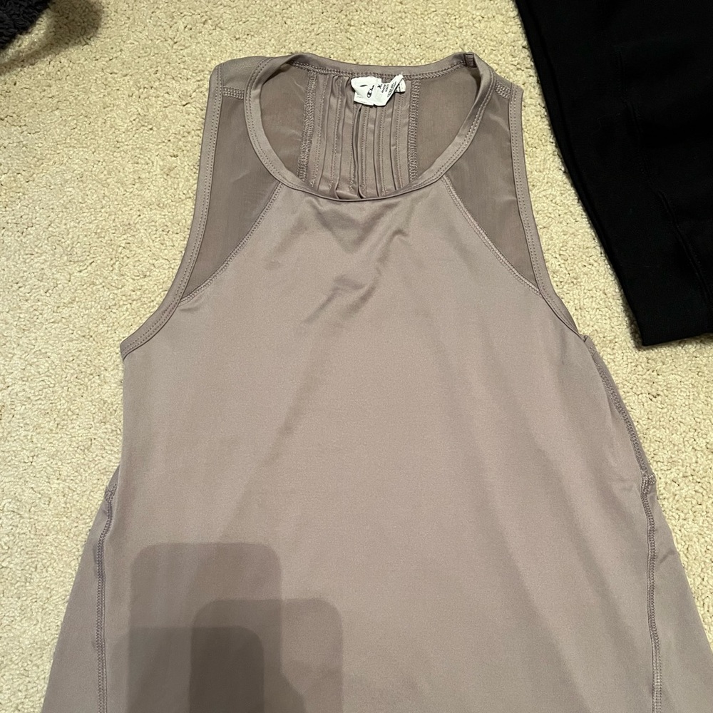 Women’s tank top